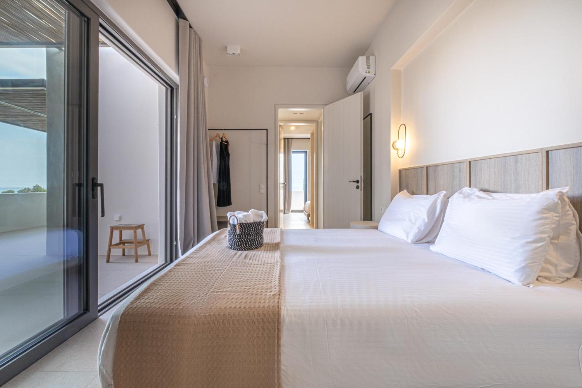 Yenesis Seaside Retreat - Adults Only Hotel Tinos Ngoại thất bức ảnh