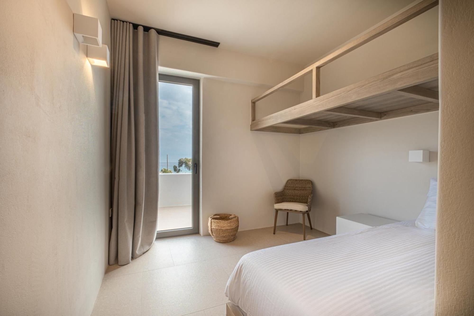 Yenesis Seaside Retreat - Adults Only Hotel Tinos Phòng bức ảnh